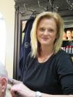 *Inge Dengg:*<br />
Lehre von 1993 bis 1996 im Salon Erika, arbeitete bis zur Babypause 2004 im  Salon. Nach einiger Erfahrung in anderen Betrieben verst�rkt sie jetzt wieder unser Team . Arbeitstage Donnerstag und Freitag . <br />
�Ich bin gerne Friseurin weil  es Abwechslungsreich ist und ich gerne mit Menschen zu tun habe."